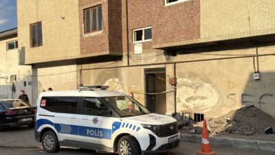 ERZURUM (AA) – Erzurum'da apartman dairesinde çıkan kavgada 1 kişi