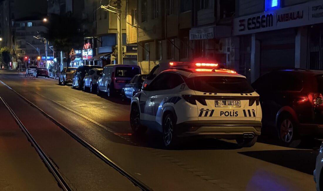 ESKİŞEHİR (AA) – Eskişehir'in Tepebaşı ilçesinde arkadaş grubu arasında çıkan