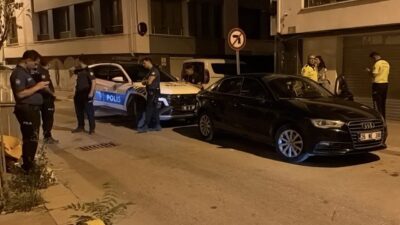 ESKİŞEHİR (AA) – Eskişehir’in Tepebaşı ilçesinde polisin "dur" ihtarına uymayan