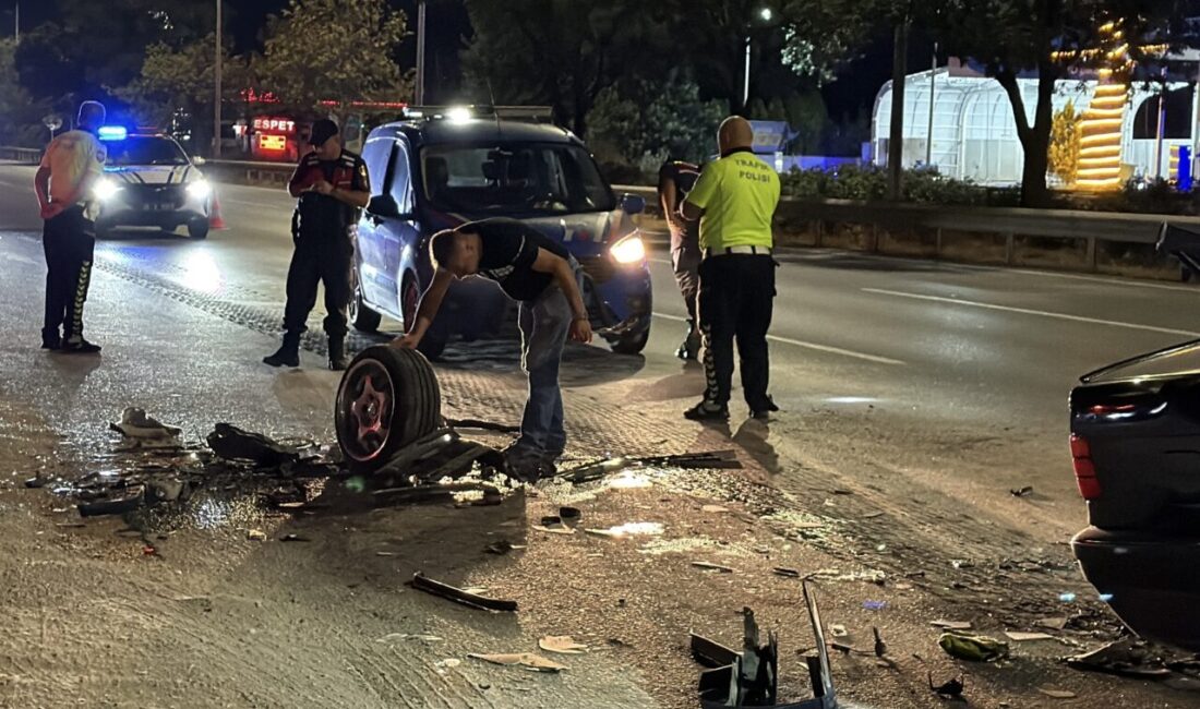 ESKİŞEHİR (AA) – Eskişehir'de park halindeki tıra arkadan çarpan otomobilin