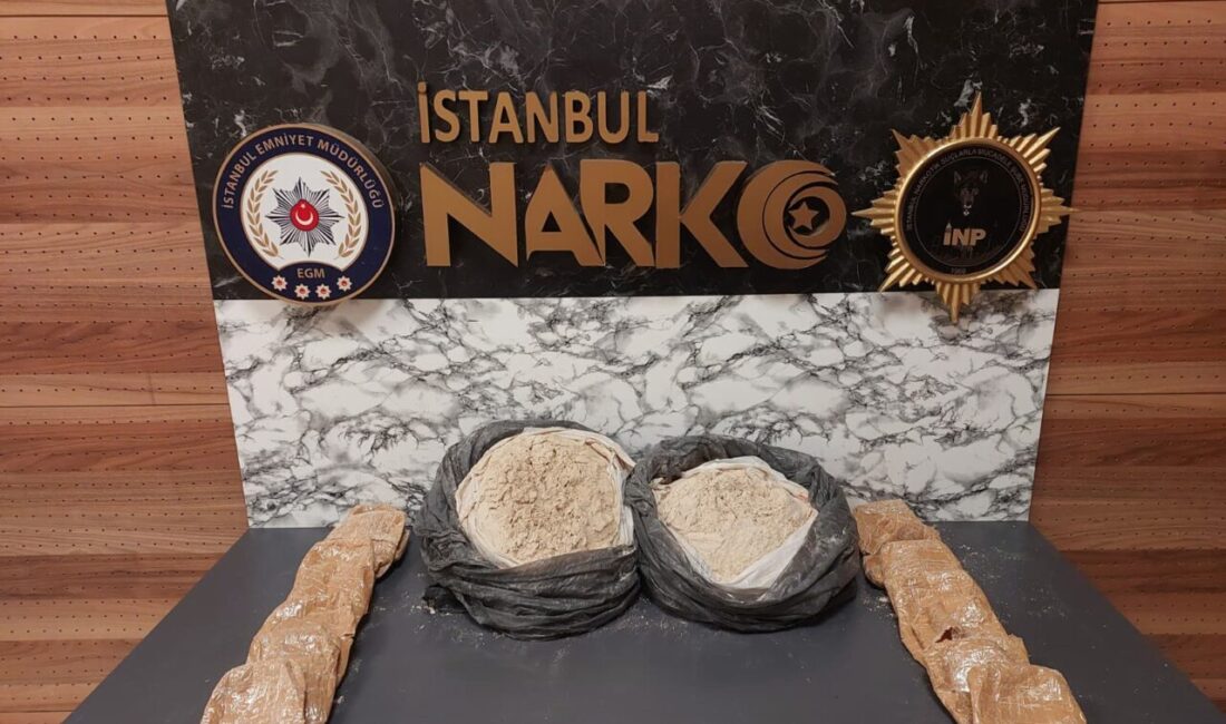 İSTANBUL (AA) – Fatih'te düzenlenen uyuşturucu operasyonunda 14 kilo 346