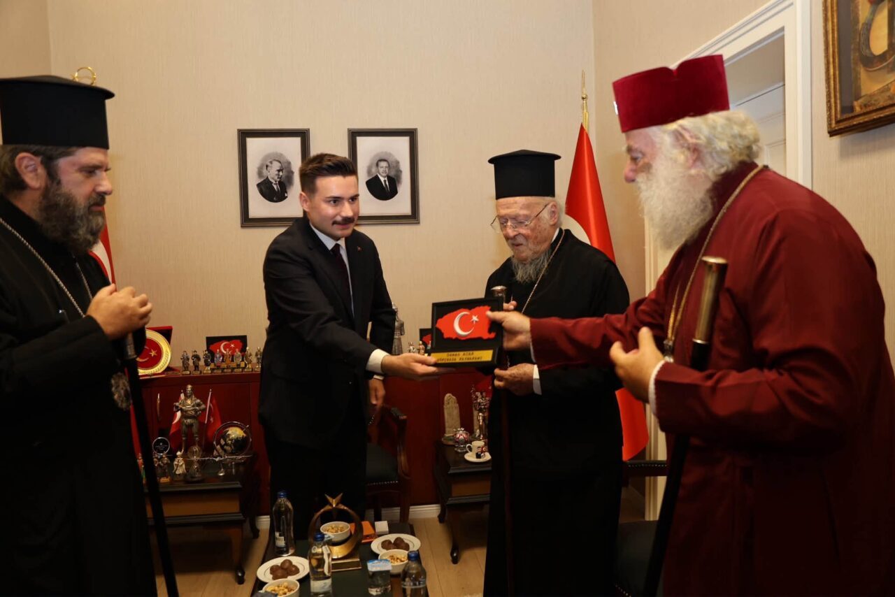 ÇANAKKALE (AA) – Fener Rum Patriği Bartholomeos, Gökçeada Kaymakamı Osman