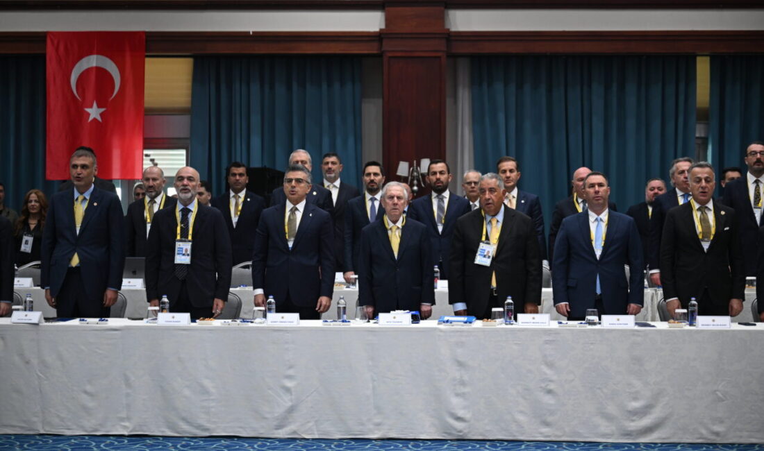 - Yüksek Divan Kurulu Başkanı Şekip Mosturoğlu:
- "Artık Fenerbahçe için