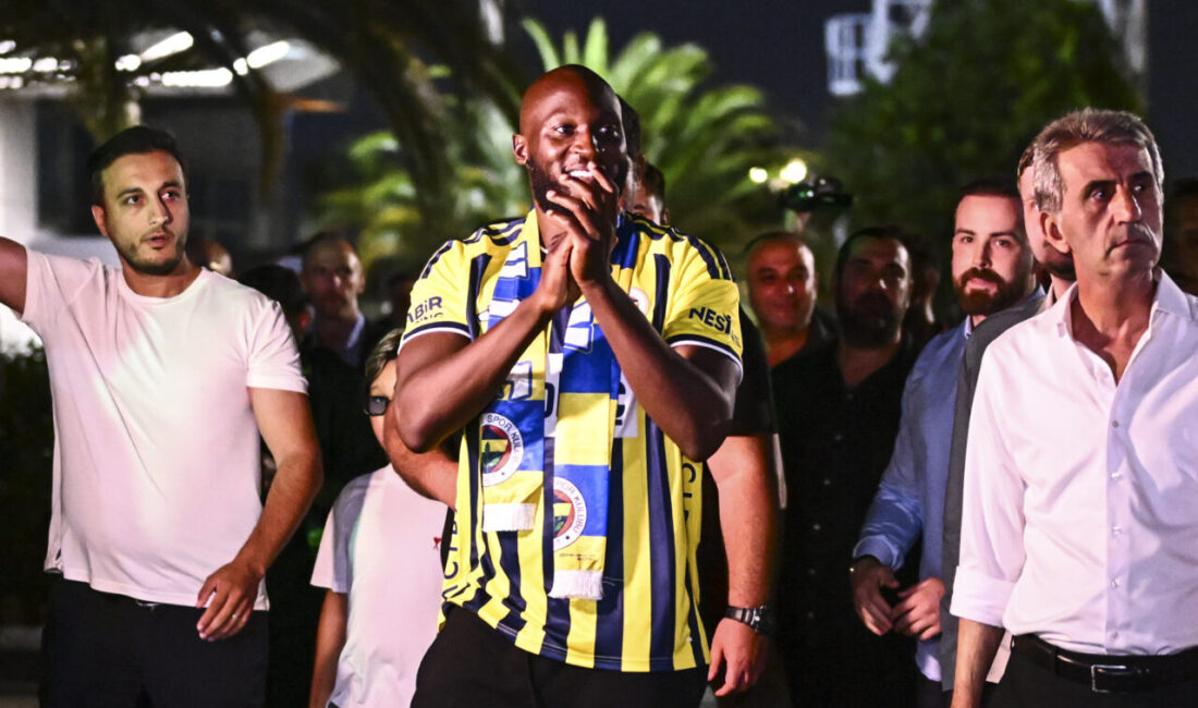- Belçikalı santrfor:
- "Amacımız ve isteğimiz bu sezon şampiyon olmak.