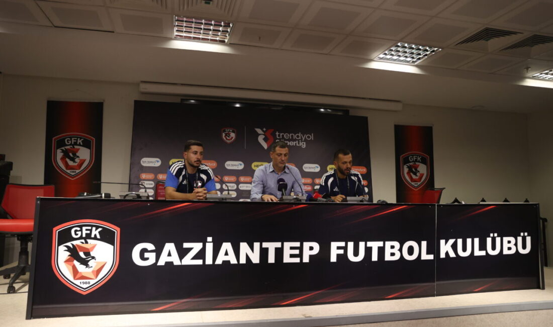 - Gaziantep FK Teknik Direktörü Mirel Radoi:
- "Sonucun beni mutlu