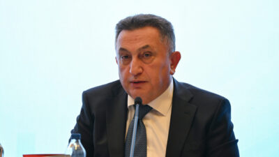 - Türkiye Bankalar Birliği Yönetim Kurulu Başkanı Alpaslan Çakar:
- "Türk