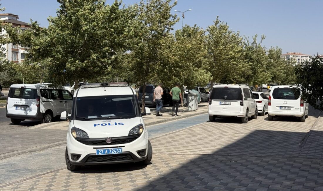 GAZİANTEP (AA) – Gaziantep'in Şahinbey ilçesinde çıkan silahlı kavgada 1