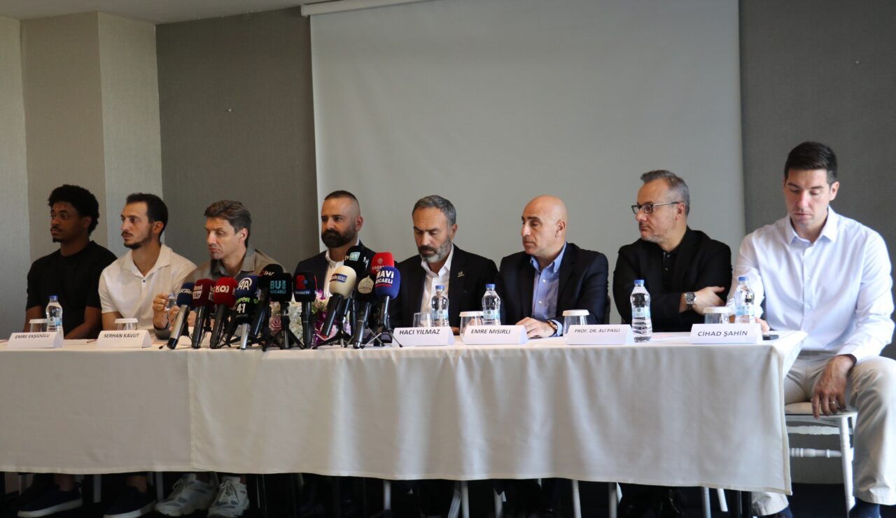 - Kulüp Başkanı Hacı Yılmaz:
- "Ligde kalıcı olmak istiyoruz ki