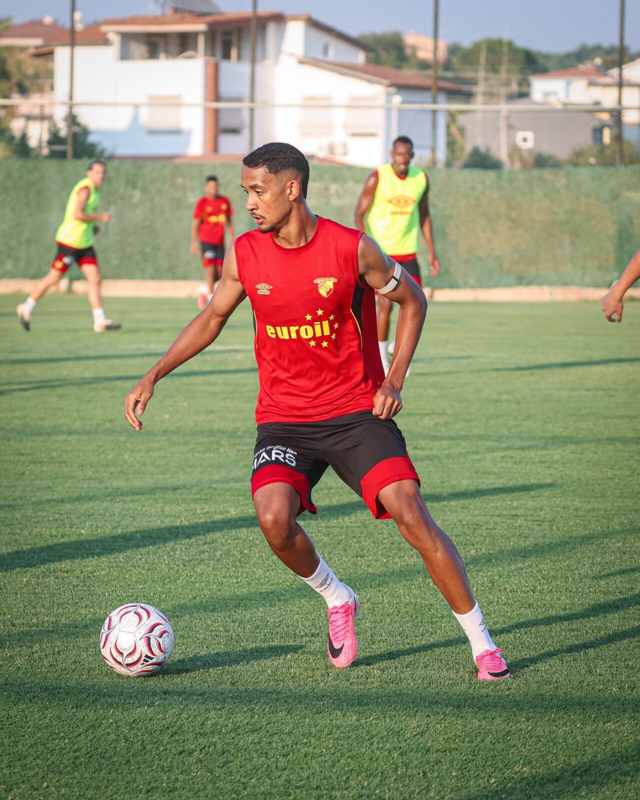 İZMİR (AA) – Göztepe, Trendyol Süper Lig'in 2026-2027 sezonunun ilk