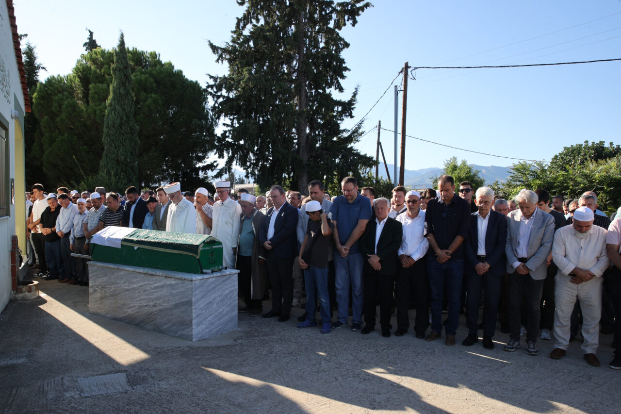 GÜMÜLCİNE (AA) – Gümülcine Seçilmiş Müftüsü İbrahim Şerif'in eşi Celile