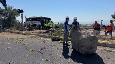 - Yolculardan Mahmut Akgün:
- "Allah razı olsun, muavin olaydan 1-2