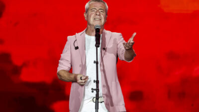 İSTANBUL (AA) – "İstanbul Festivali", Türk pop müziğinin iki güçlü