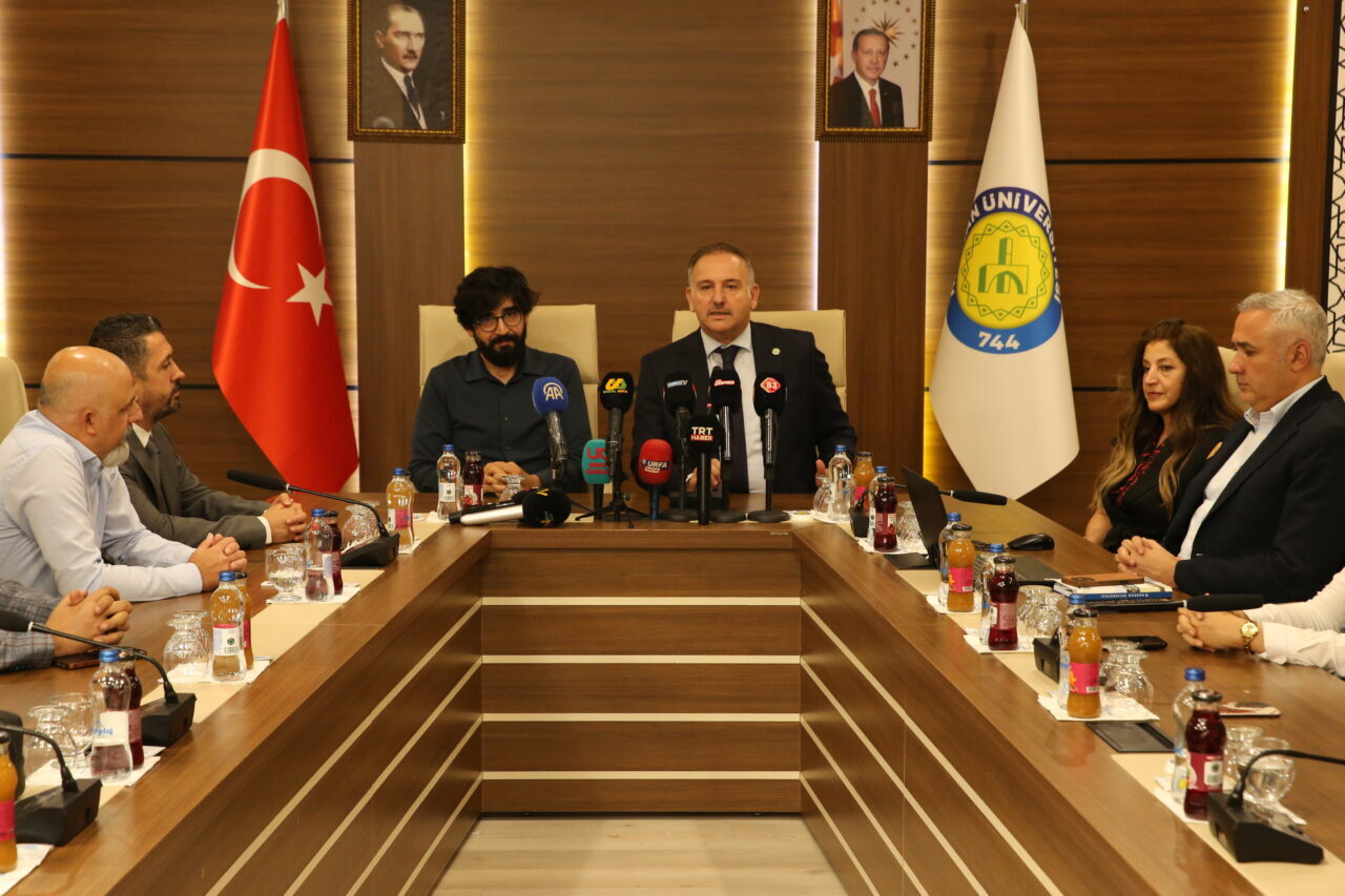 ŞANLIURFA (AA) – Harran Üniversitesi (HRÜ) Rektörü Prof. Dr. Mehmet