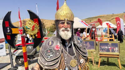 - Muş'un Malazgirt ilçesinde 1974'te vatani görevini yapan, bu yıl
