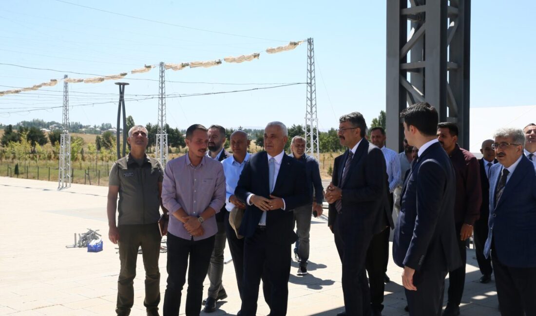 MUŞ (AA) – İçişleri Bakan Yardımcısı Ali Çelik, Malazgirt Zaferi'nin