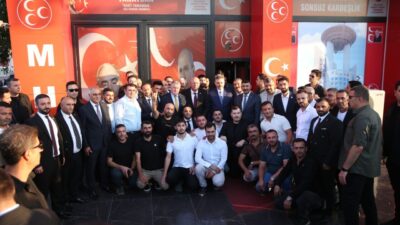 DİYARBAKIR (AA) – İçişleri Bakanı Mustafa Çiftçi, Diyarbakır'da bazı ziyaretler