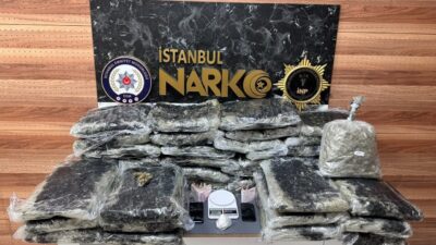 İSTANBUL (AA) – Ataşehir'de düzenlenen uyuşturucu operasyonunda 2 şüpheli gözaltına