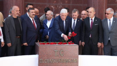 - "Adım adım Anadolu'yu dolaşacağım, dertleri yerinde dinleyeceğim, çözümleri de