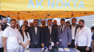 İZMİR (AA) – İzmir'de CHP ve diğer partilerden toplam 500
