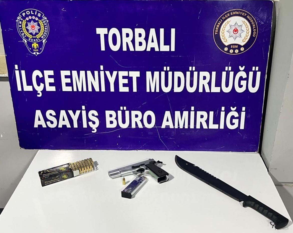 İZMİR (AA) – İzmir'in Torbalı ilçesinde iki grup arasında çıkan