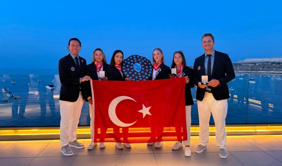 - Erkek Golf Milli Takımı ise organizasyonda kürsünün ikinci basamağında