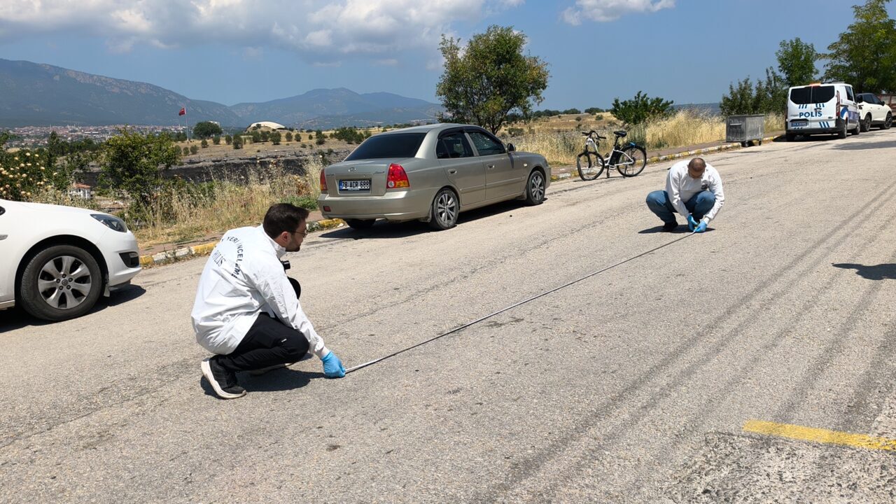 KARABÜK (AA) – Karabük'ün Safranbolu ilçesinde otomobille çarpışan elektrikli bisikletin