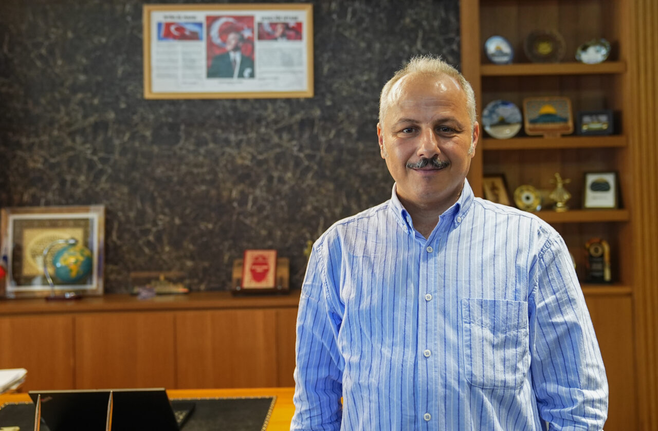 - İlk mezunlarını verdiği 1993 yılından bu yana geçen 33