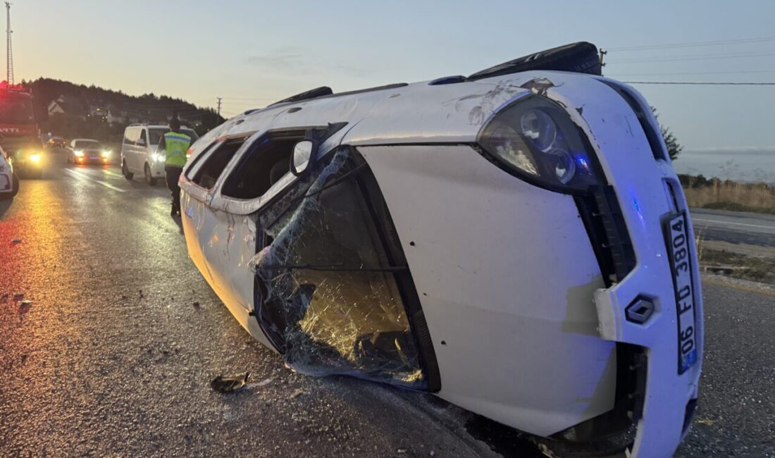 KASTAMONU (AA) – Kastamonu'da otomobilin devrilmesi sonucu 7 kişi yaralandı.