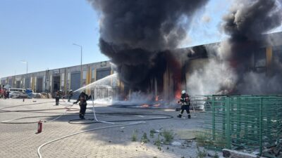 KAYSERİ (AA) – Kayseri'nin merkez Kocasinan ilçesinde sünger atölyesinde çıkan