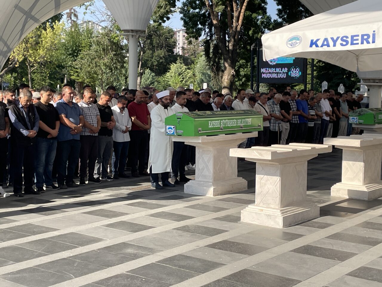 KAYSERİ (AA) – Kayseri'nin Melikgazi ilçesinde çıkan bıçaklı kavgada bir