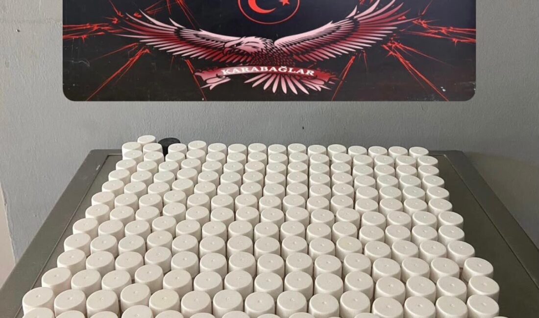 - Şüphelinin sakladığı poşette ve üzerinde yapılan aramada 2 kilo