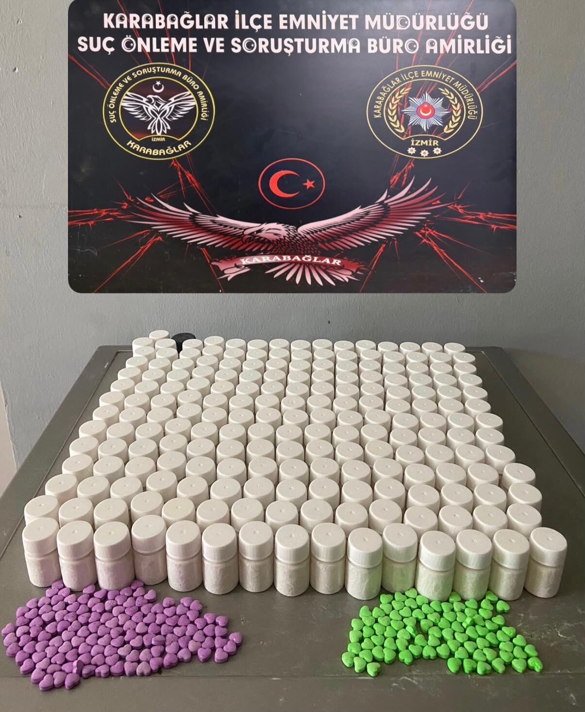 - Şüphelinin sakladığı poşette ve üzerinde yapılan aramada 2 kilo