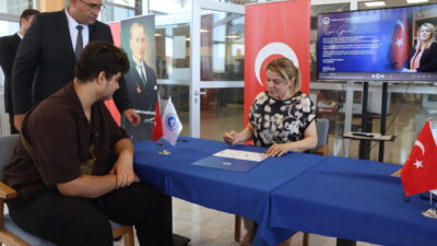 - Rektör Prof. Dr. Rengin Ak:
Kırklareli Üniversitesi olarak modern altyapımız,