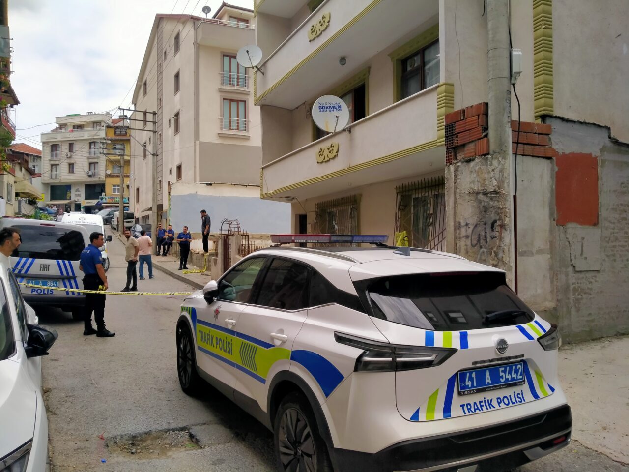 KOCAELİ (AA) – Kocaeli'nin İzmit ilçesinde silahlı saldırıya uğrayan kişi