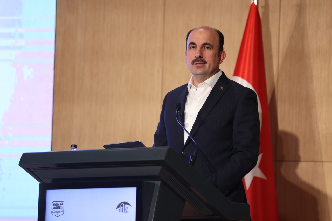 KONYA (AA) – Konya Büyükşehir Belediyesince başlatılan "Vefa Umresi" projesi