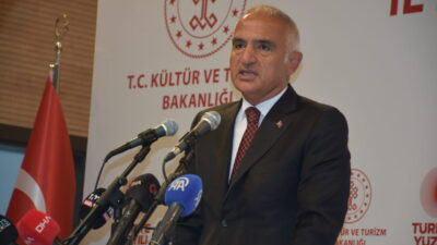 - "'Üreten kütüphaneler' vizyonumuz ile kütüphaneleri ülkemizin sosyal, kültürel, bilimsel