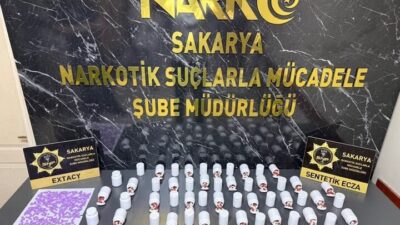 SAKARYA (AA) – Kuzey Marmara Otoyolu'nun Sakarya kesiminde durdurulan araçta