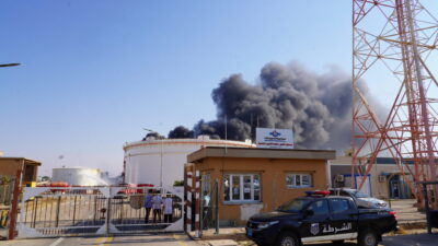 - Libya Devlet Yüksek Konseyinden yapılan açıklamada petrol tesislerinin "kırmızı