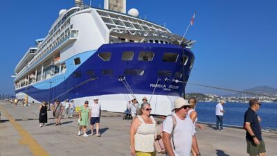 MUĞLA (AA) – Muğla'nın Bodrum ilçesine "Marella Discovery" isimli kruvaziyer