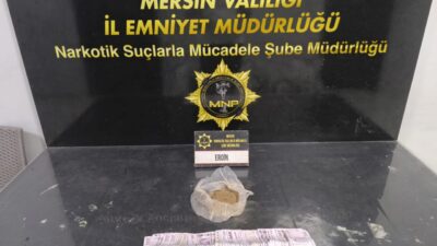 MERSİN (AA) – Mersin'de düzenlenen uyuşturucu operasyonunda 190 gram eroin