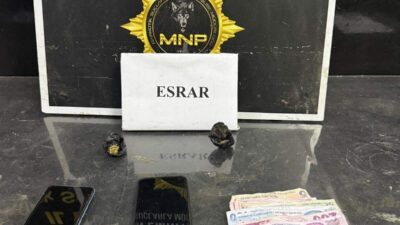MERSİN (AA) – Mersin'de sokak satıcılarına yönelik düzenlenen uyuşturucu operasyonunda