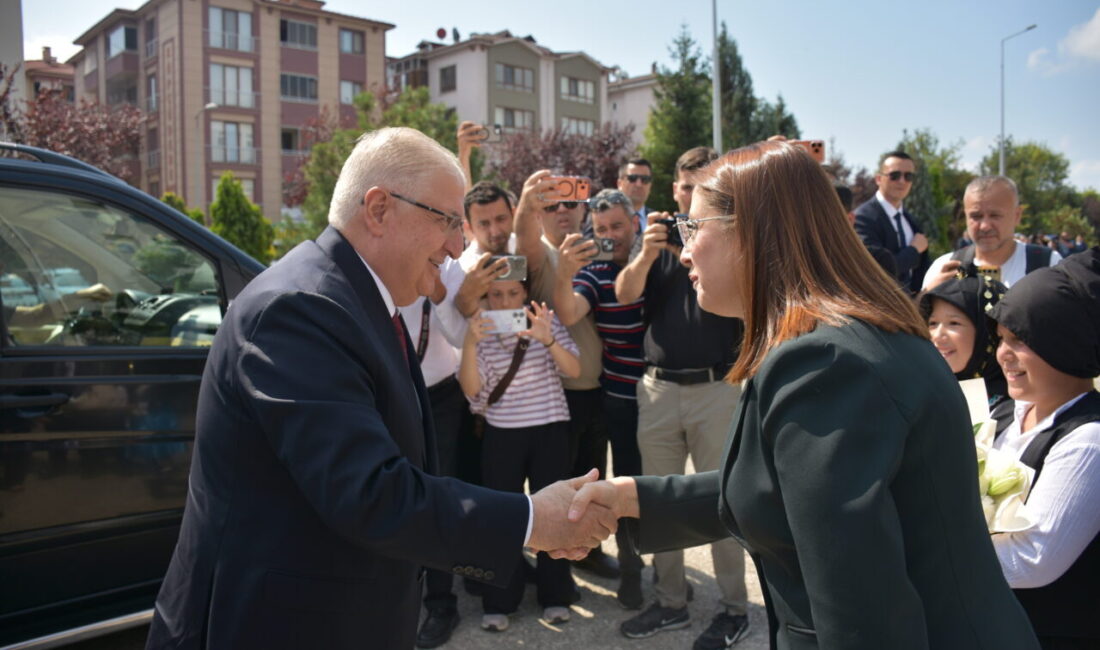 - "(Terörsüz Türkiye süreci) Dün akşam Gazi Meclisimiz tarafından ezici