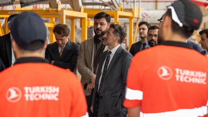 - THY Yönetim Kurulu ve İcra Komitesi Başkanı Şeker:
- "Dünyada