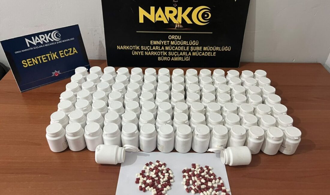 ORDU (AA) – Ordu'da bir araçta sentetik uyuşturucu ele geçirilmesine
