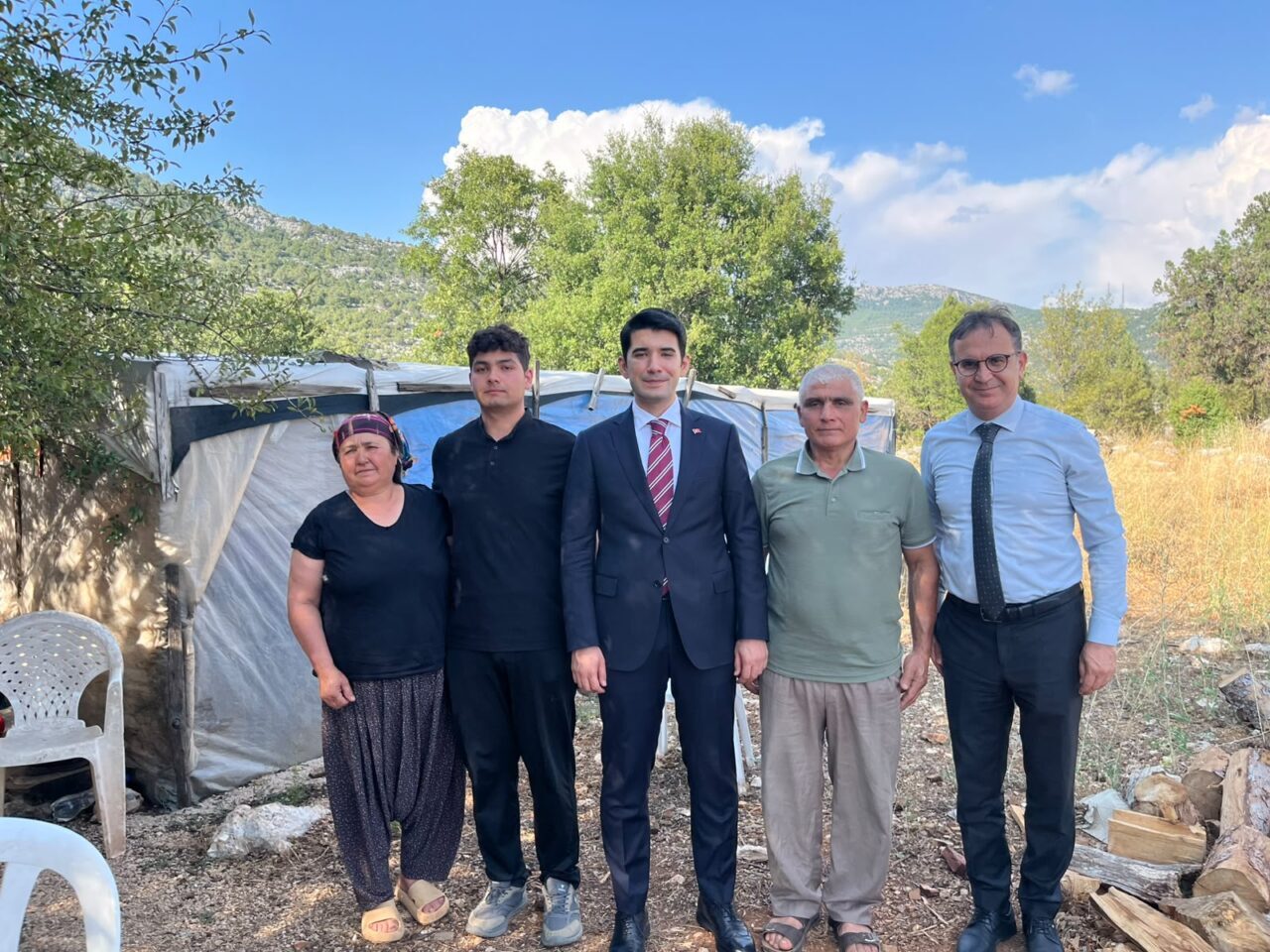 ANTALYA (AA) – Antalya'nın Akseki ilçesinde, geçimini ormanda ağaç kesim