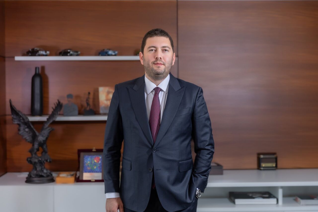 - Türkiye Seramik Federasyonu Başkanı Zeki İlter Yurtbay:
- "(Küresel ekonomideki