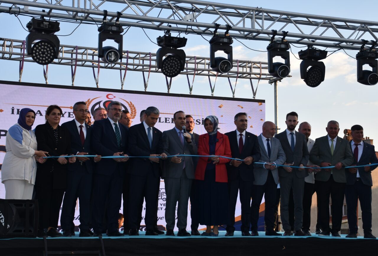 - "Bir çeyrek asır geride kaldı ve gerçekten bu çeyrek