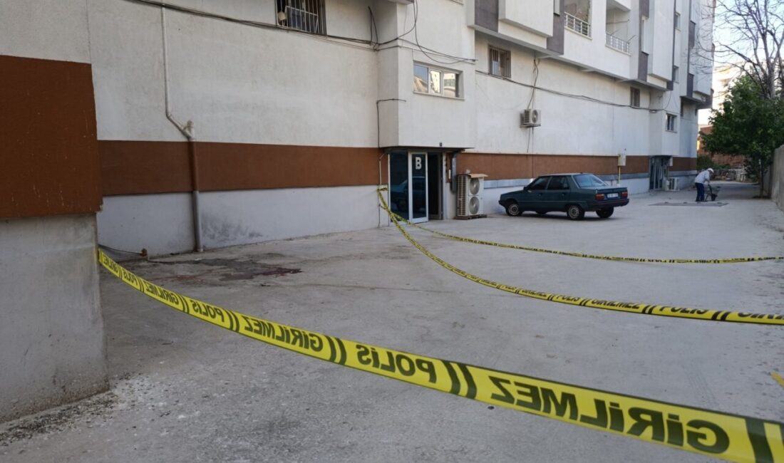 ŞANLIURFA (AA) – Şanlıurfa'nın Siverek ilçesinde balkondan düşen kadın hayatını