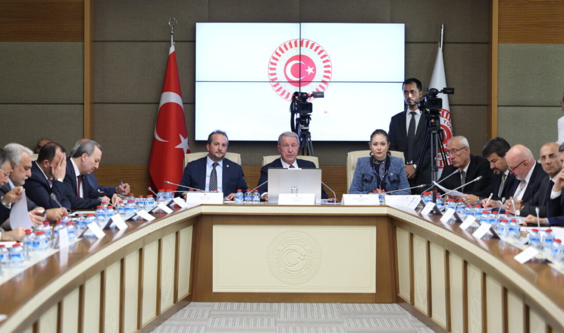 - Teklifin ilk imza sahiplerinden AK Parti İzmir Milletvekili Mehmet