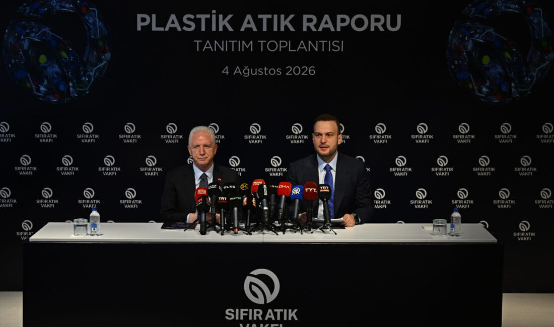 - Vakıf Başkanı Samed Ağırbaş:
- "2000 yılında 234 milyon ton